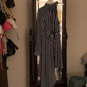 Black/white strip dress